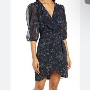 New!! New with tags Halogen faux wrap chiffon long sleeve dress. Size large.